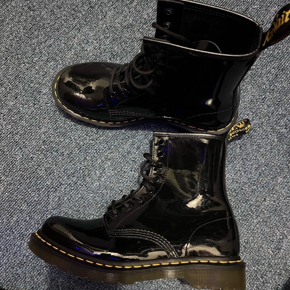 Dr. Martens Shoes - dr. martens boots